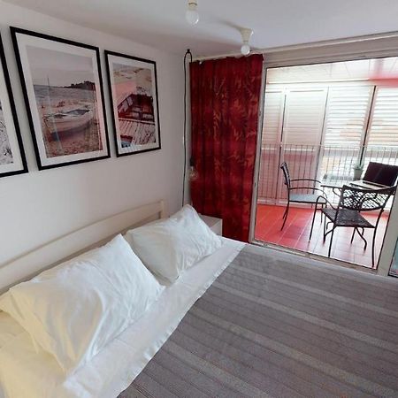 Number 5 Apartment Pakostane Luaran gambar